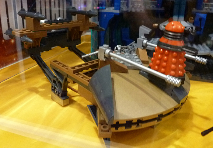 Character Building Dalek Skimmer Mini Set