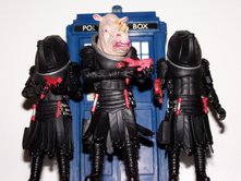 Judoon Captain and Troopers guard the Tardis Moneybox
